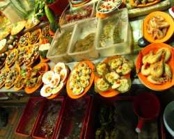 If you are a food lover and wants to try some authentic Chinese food the place is best for you. Here you can enjoy the open-air restaurants, beer at a